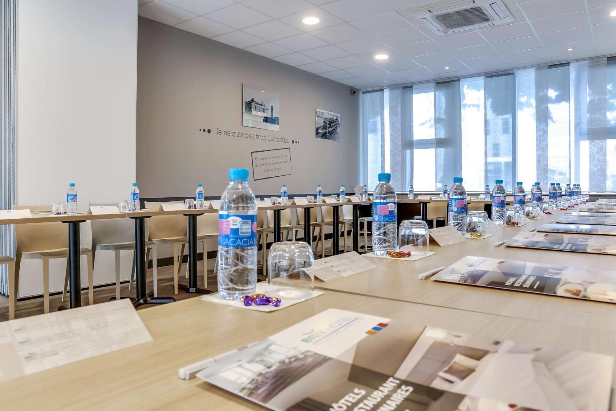 Brit Hotel Saint-Nazaire Centre Bagian luar foto