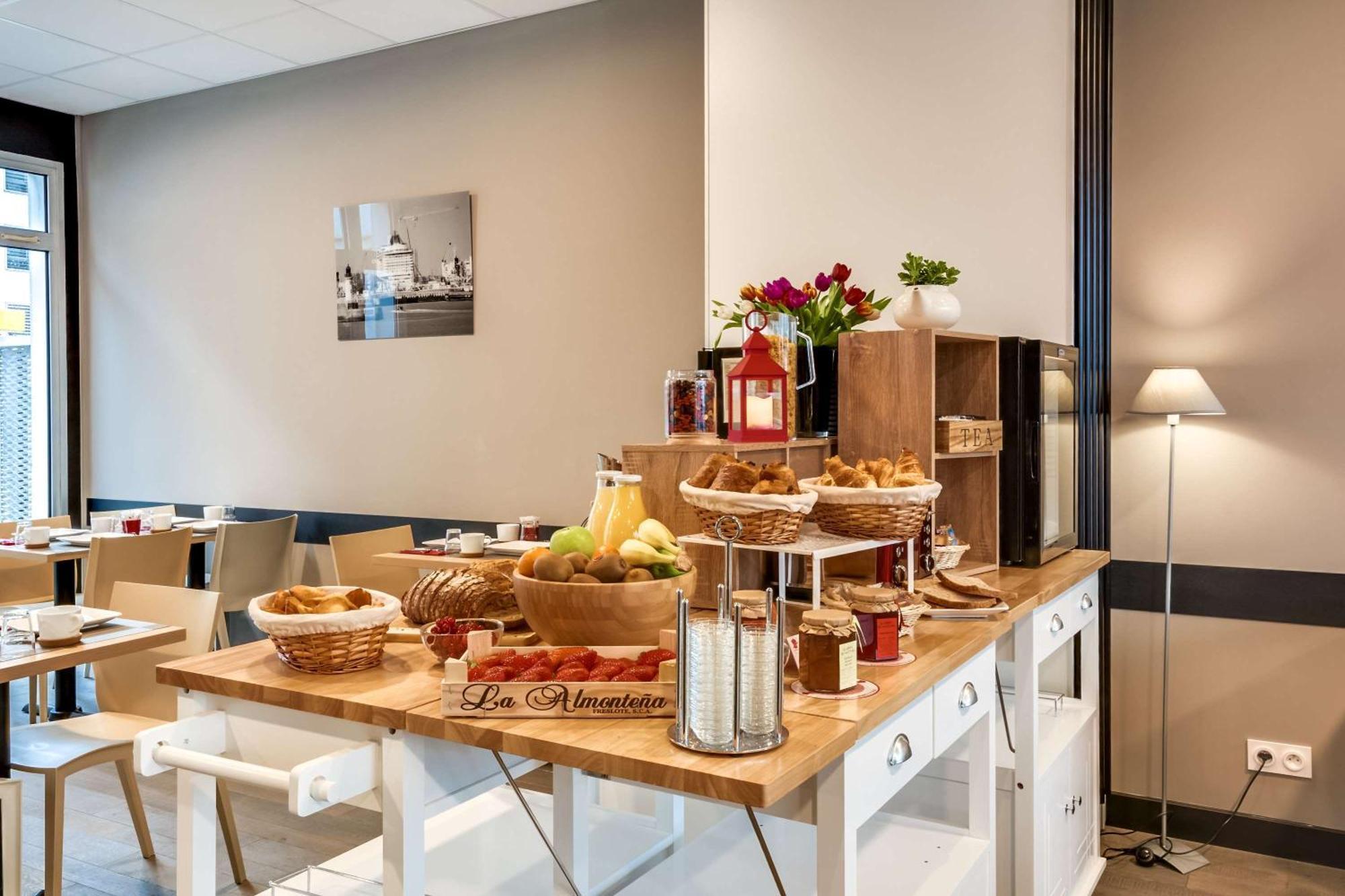 Brit Hotel Saint-Nazaire Centre Bagian luar foto