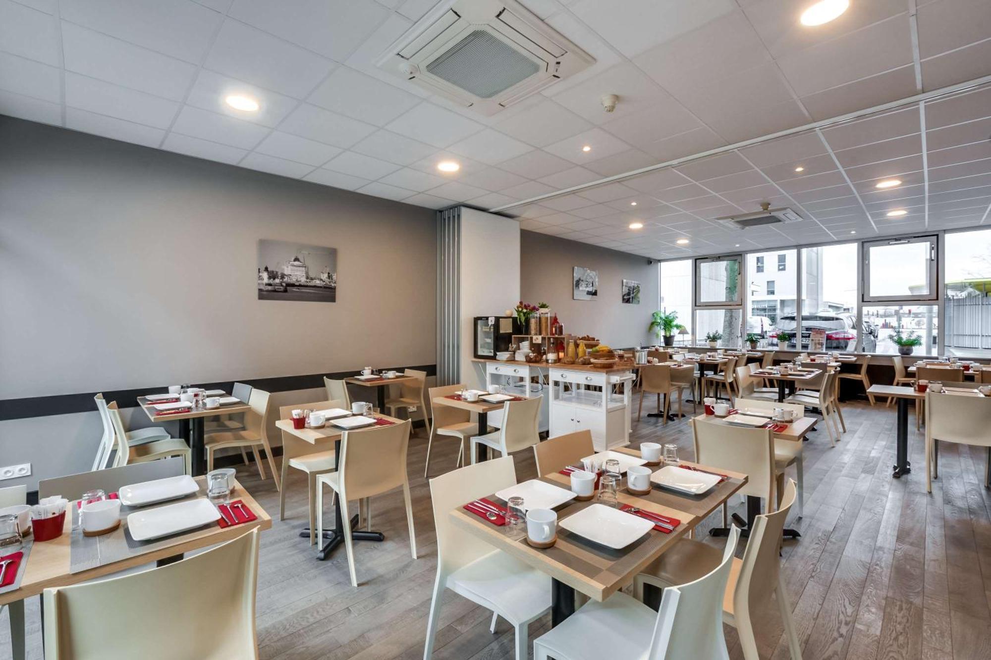 Brit Hotel Saint-Nazaire Centre Bagian luar foto