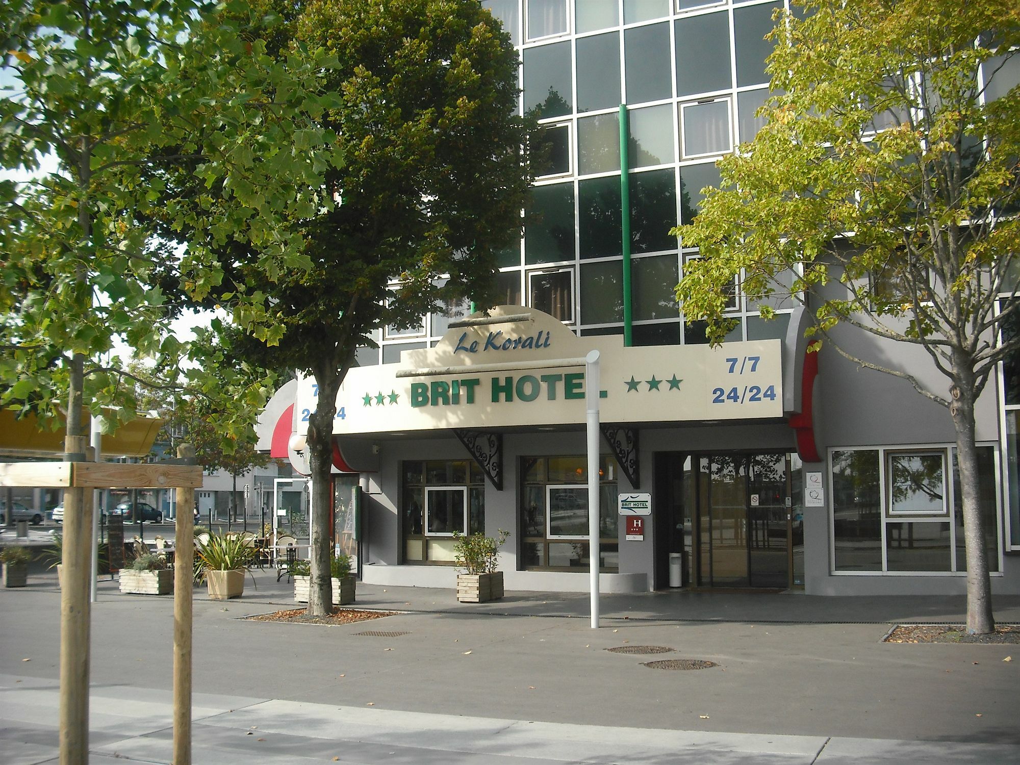 Brit Hotel Saint-Nazaire Centre Bagian luar foto